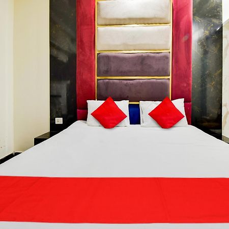 Hotel O Double Rr 뉴델리 외부 사진