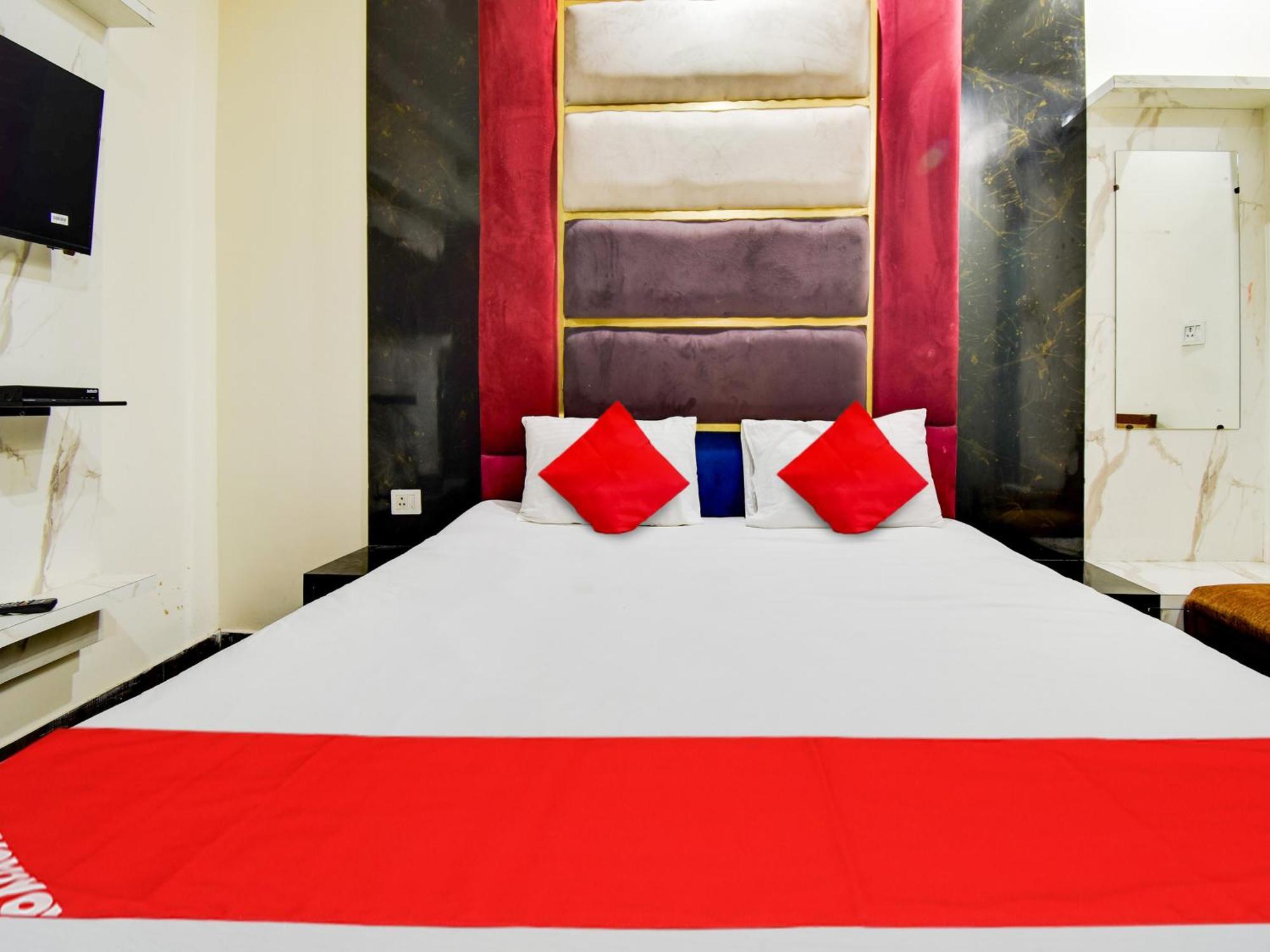 Hotel O Double Rr 뉴델리 외부 사진