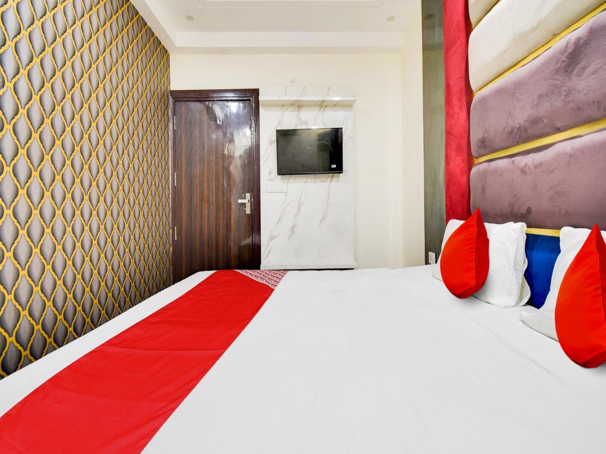 Hotel O Double Rr 뉴델리 외부 사진